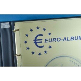 Møntmappe med euromønter fra forskellige lande